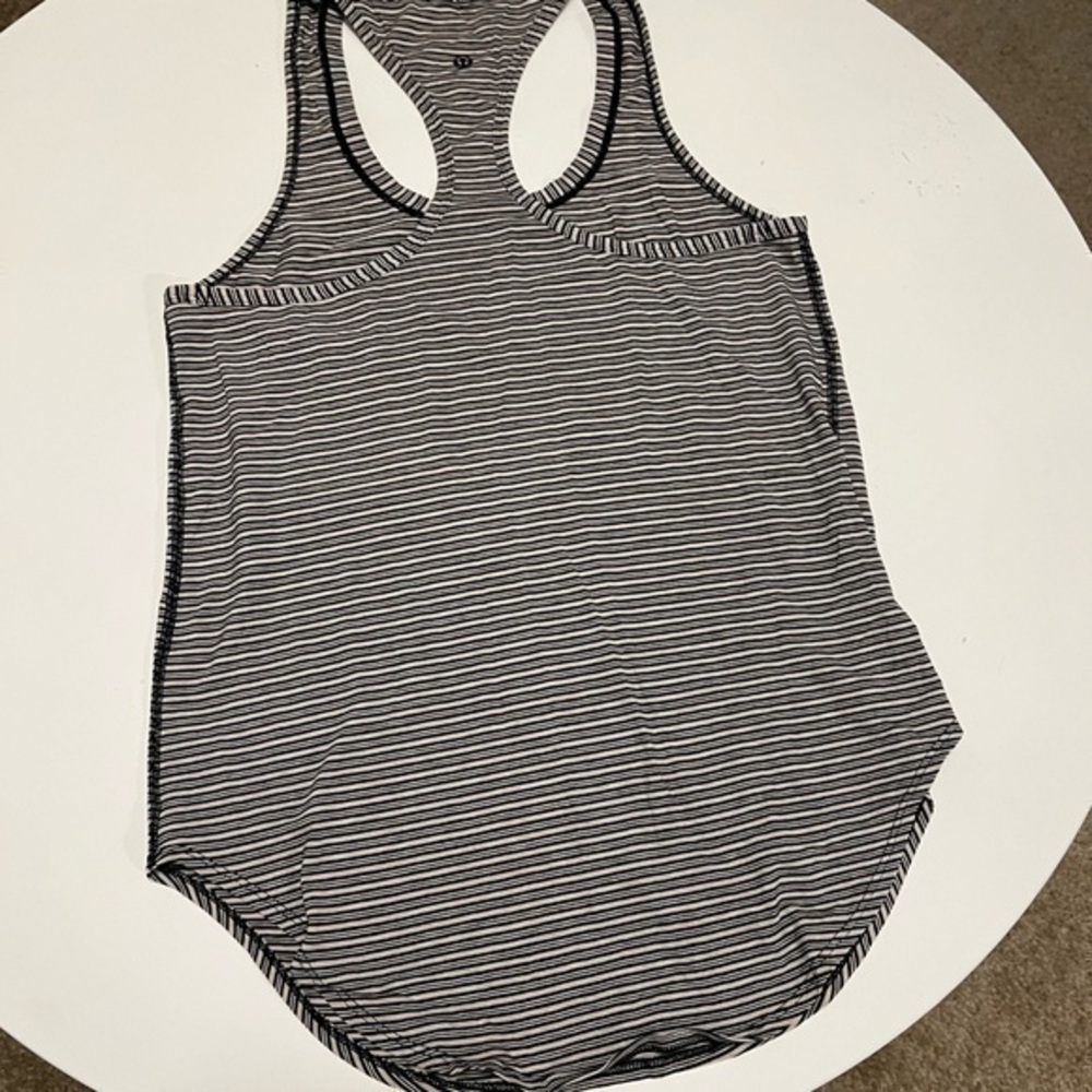 Lululemon yogi racerback - Picture 12 of 13